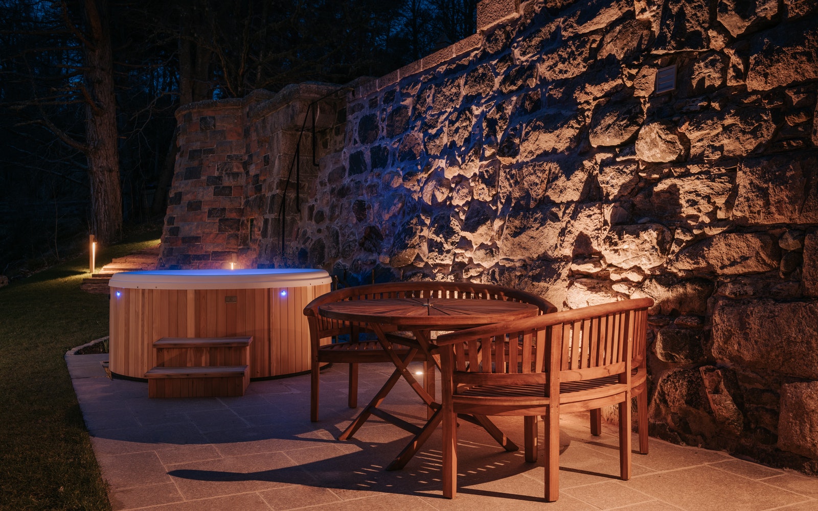Romantic Getaway in a Gatehouse